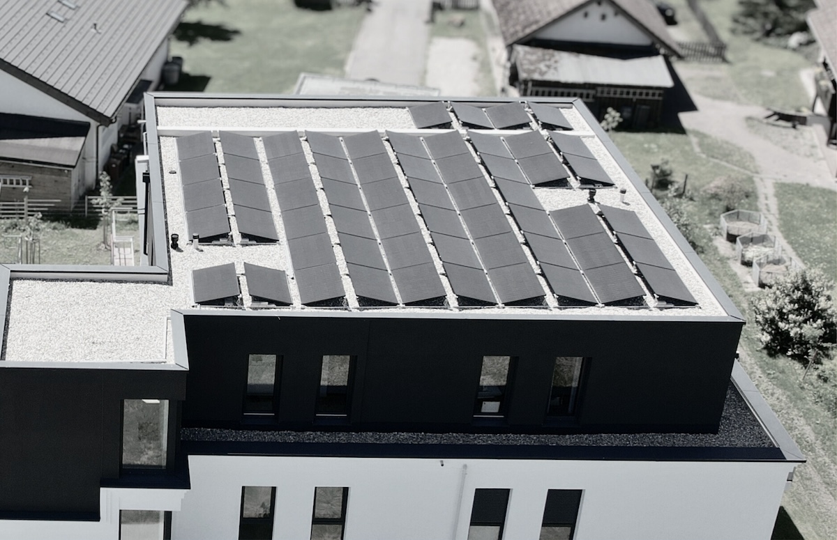 PV-Anlage-auf-Flachdach